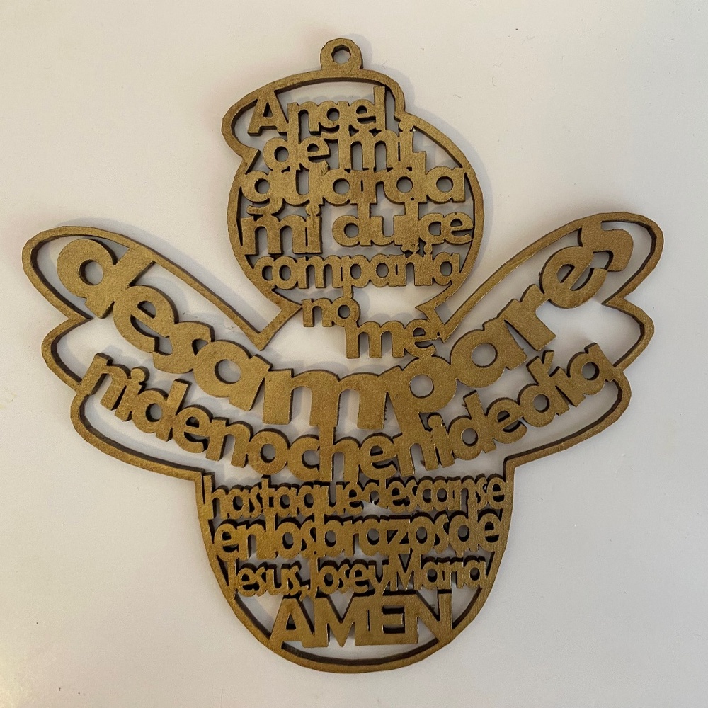 Wooden Angel Wall Hanging with Spanish Prayer